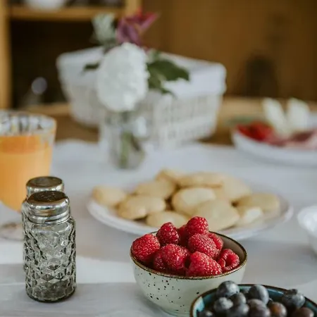 Ca Muretta Relais مزرعة للإقامة